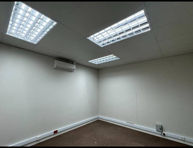 470M² OFFICE TO LET IN WORCESTER CENTRAL